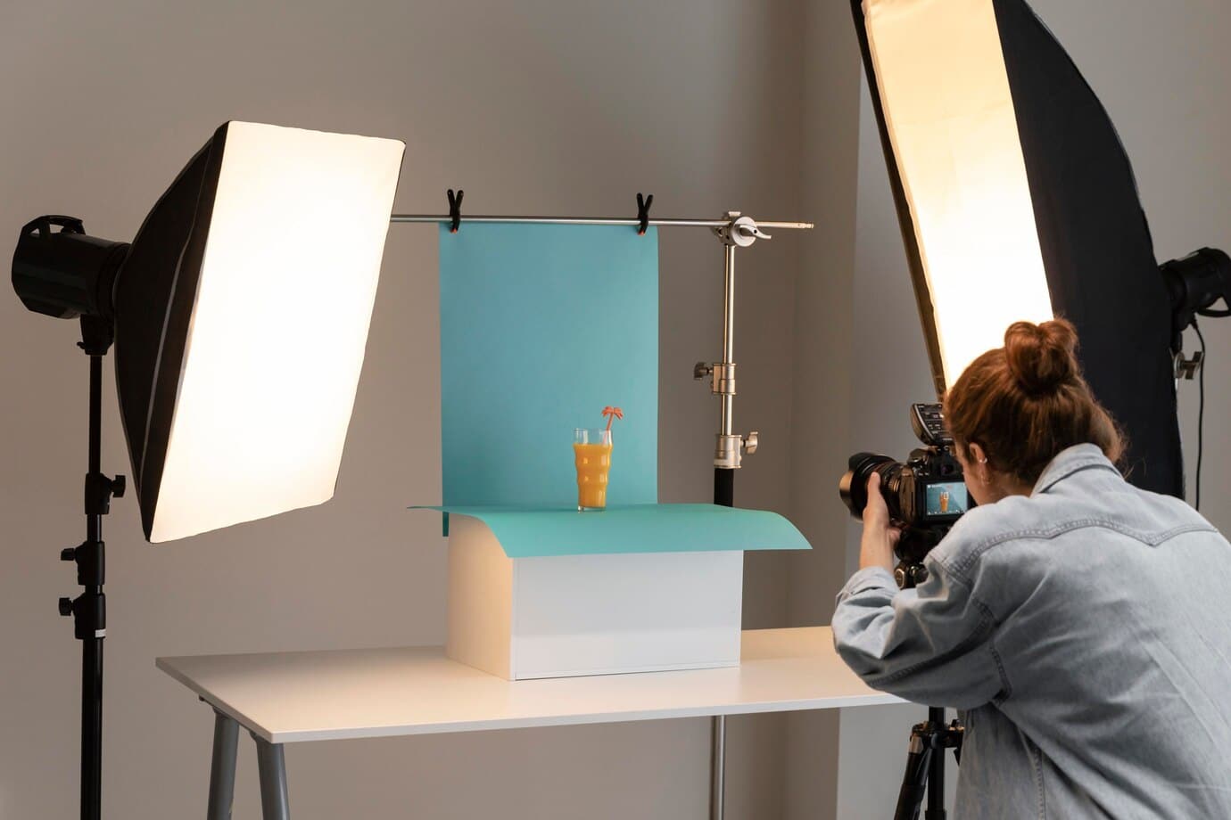 young female product photographer studio 23 2148970230 young female product photographer studio 23 2148970230